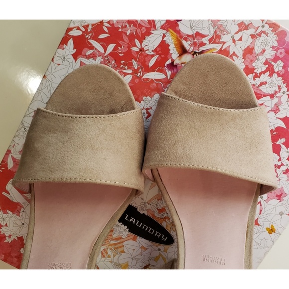 Chinese Laundry | NIB Faux Suede Block Heels - Picture 4 of 7